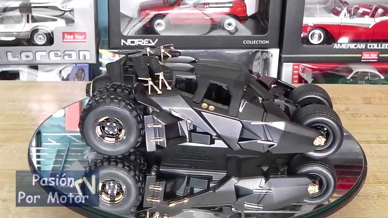 Revisión / 1:18 Dark Knight Trilogy Batmobile de Hot Wheels Heritage