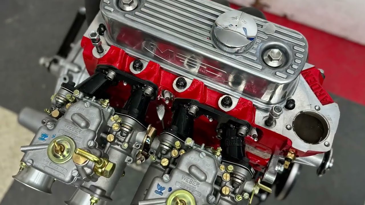 Classic Mini driving around in Hong Kong with 140hp Arden 8 port built by Crafted Classics Tuning