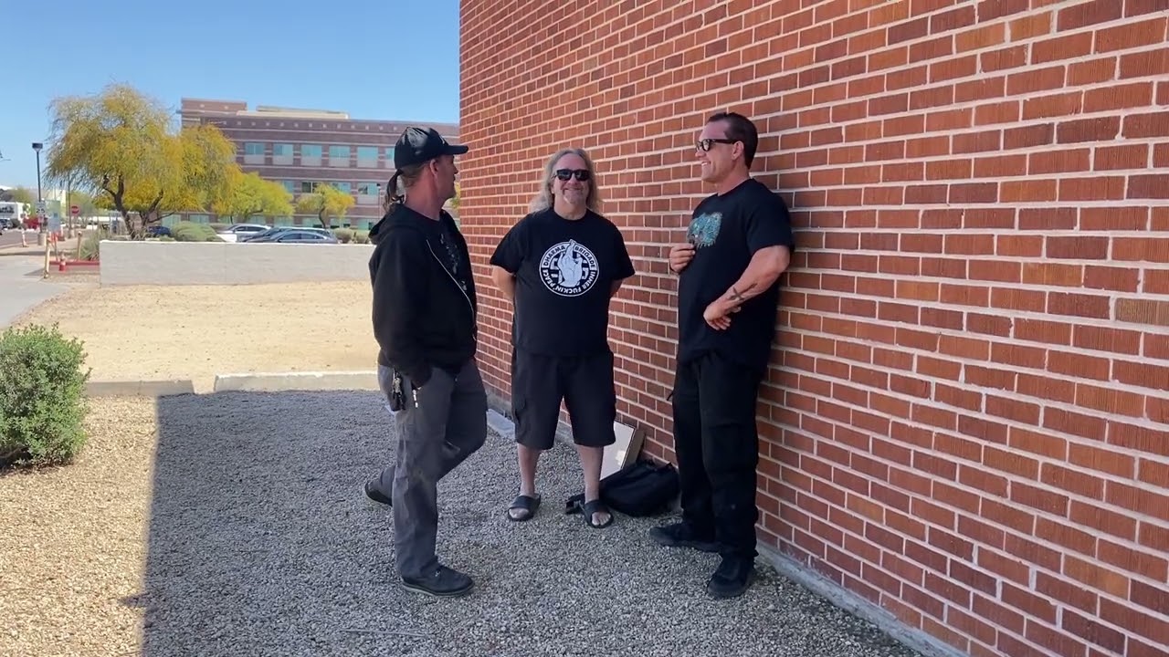 Phil and Wiley of Sacred Reich interview with Hells Headbangers J-dawg at Rehab Burger.