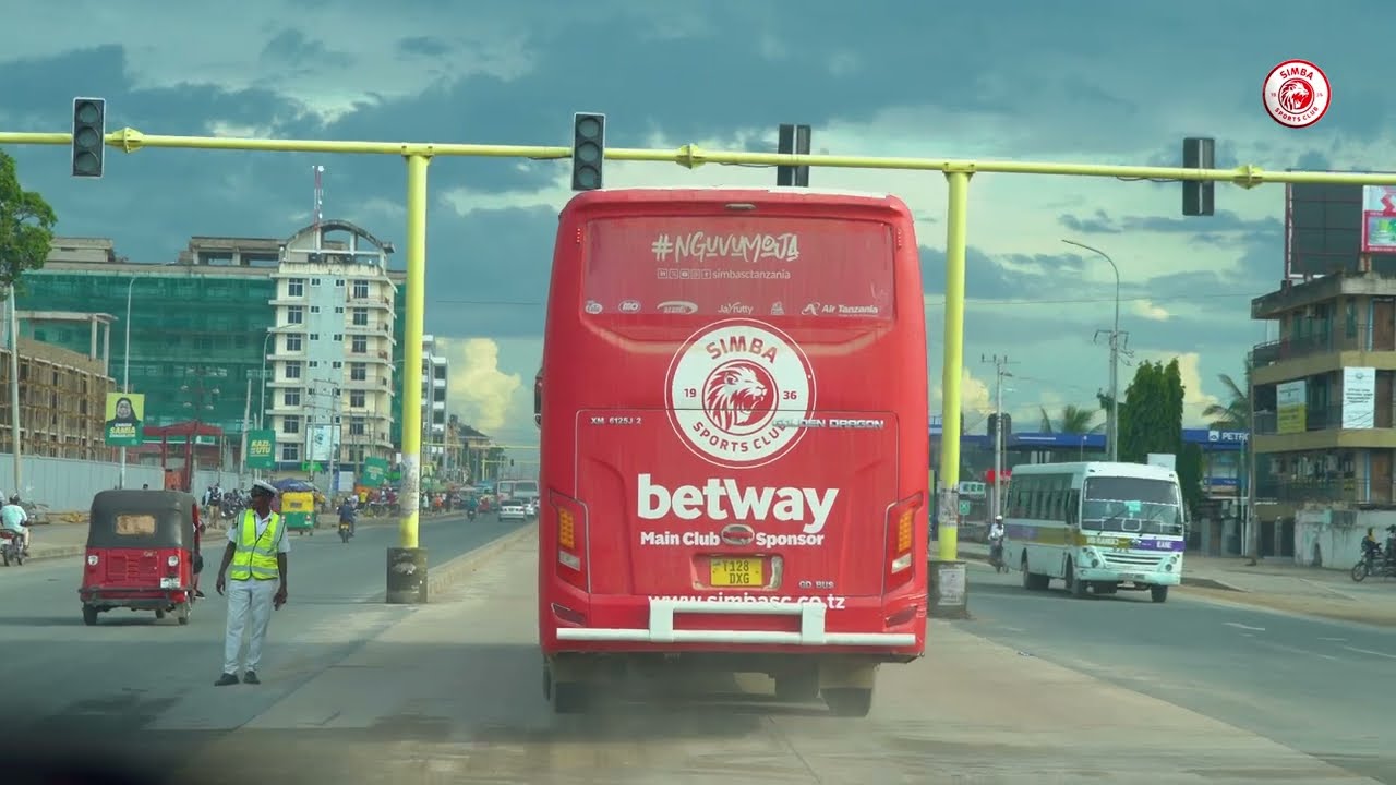 KIKOSI KILIVYOWASILI UWANJANI KWAAJILI YA MCHEZO DHIDI YA AZAM FC
