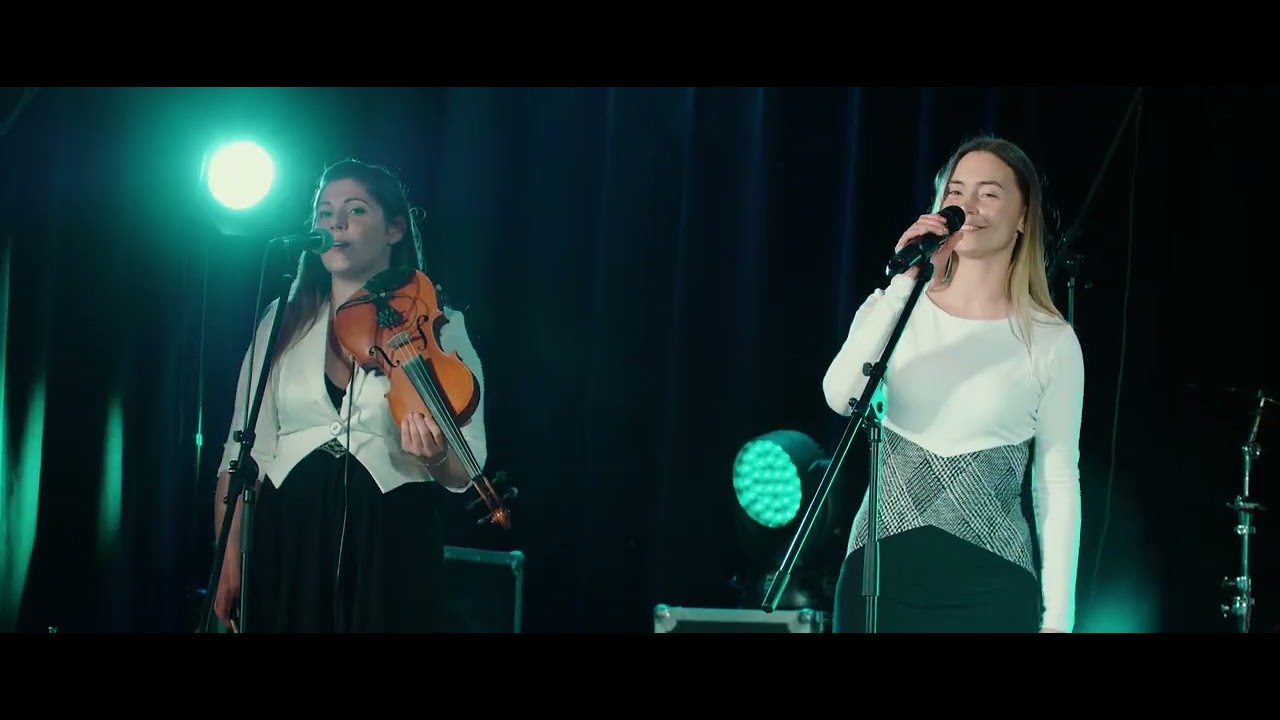 Folk/Pop/CIR&Aacute;DA ZENEKAR-Perd&uuml;lős/live music