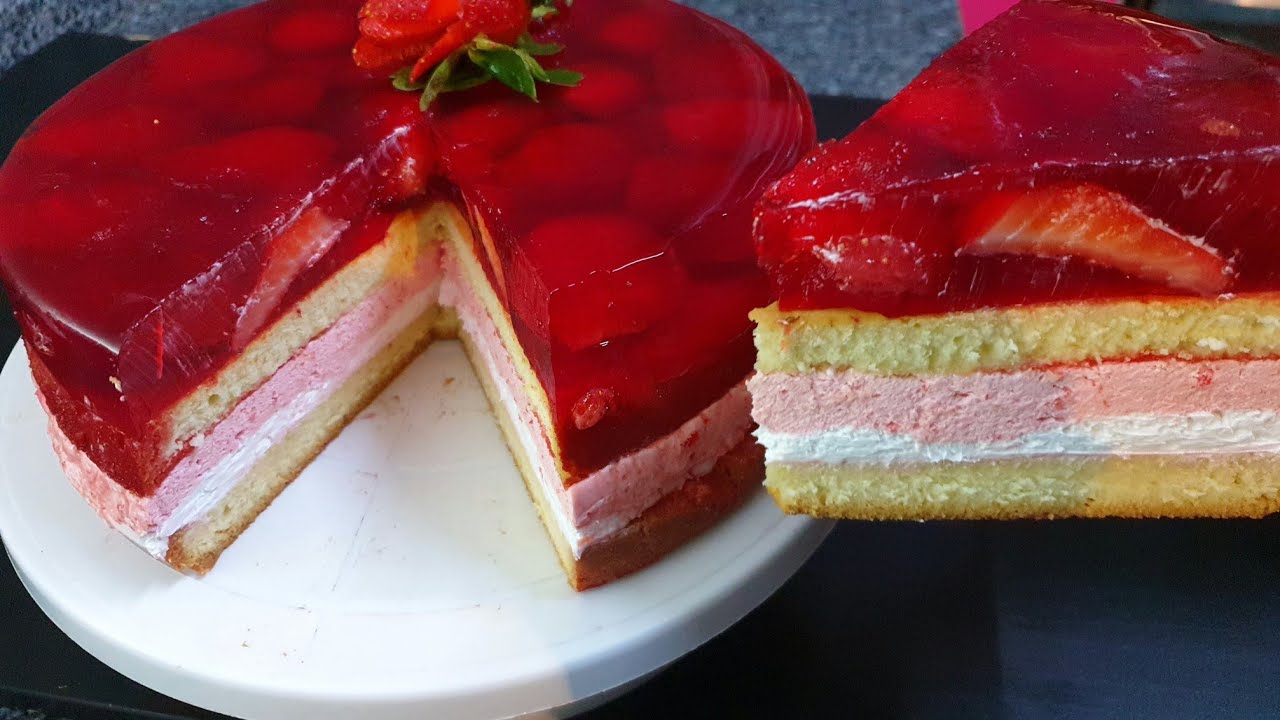 تورتة جيلي الفراوله🍓حاجه كدا تحفه وغير مكلفه وسر تماسك الجيلي على الكيكة