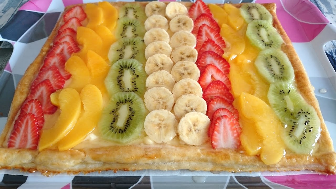 Tarta de hojaldre con crema y frutas Postres Mil