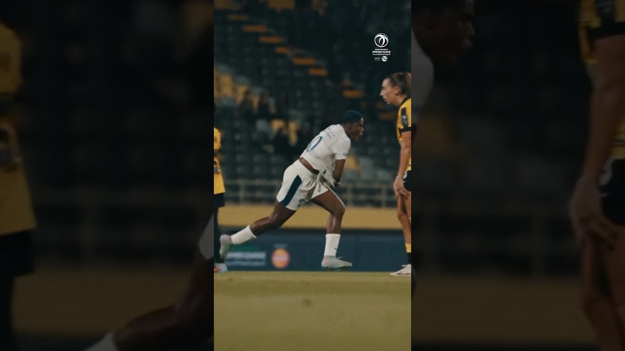 Oshoala almost forgets what country she's in 😅🇸🇦