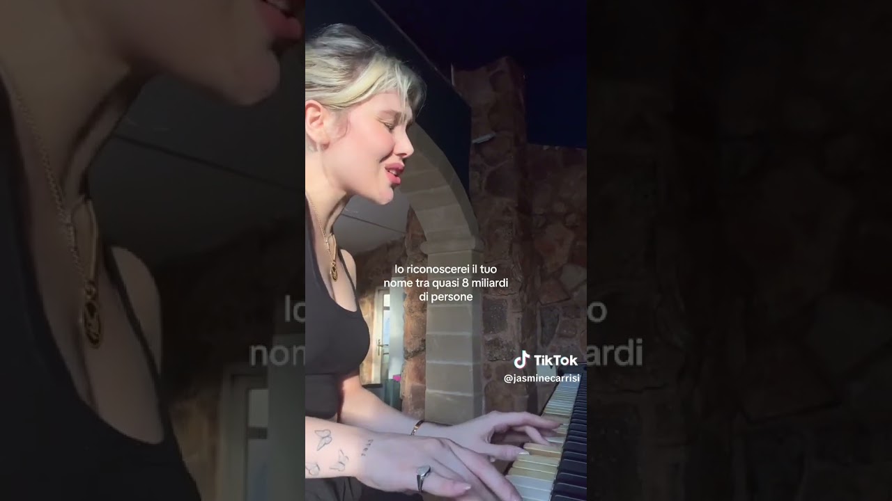 jasmine carrisi figlia di Albano e Loredana lecciso bravissima canta in live