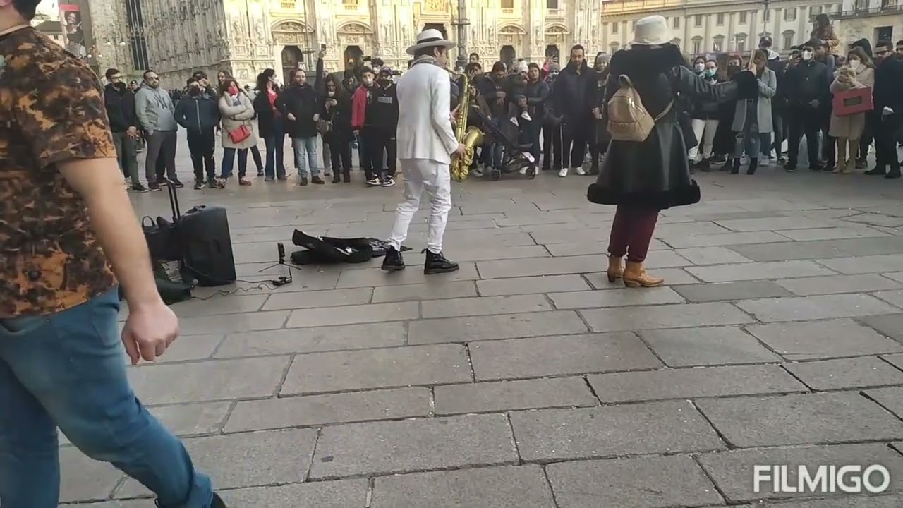 L'AMOUR TOUJOURS. Daniele Vitale Sax SUONA AL DUOMO DI MILANO