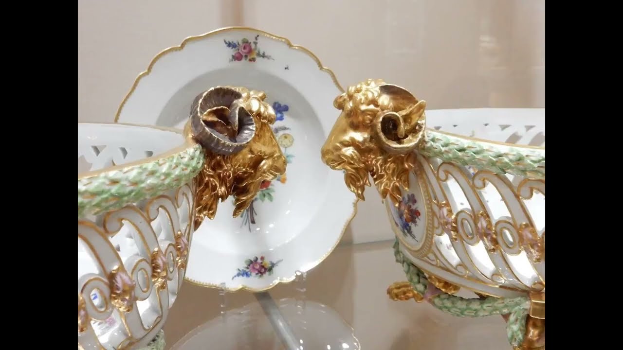 L'or du trésor impérial autrichien  des tasses des plats des assiettes rares!