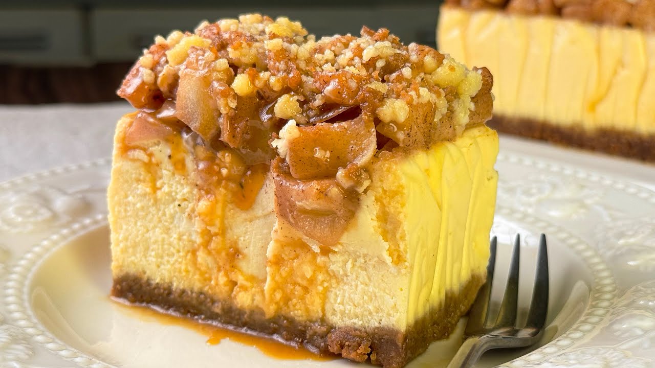 Apple Crumble Cheesecake | Rich, Fragrant & Full of Flavor