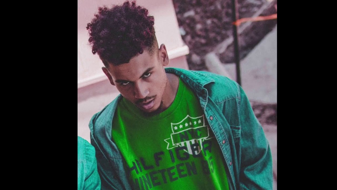 Joey Trap-I Got Top In Bikini Bottom (CLEAN)
