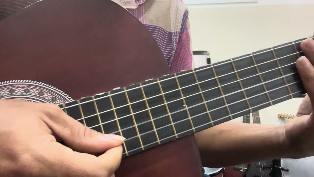 2 PATRONES rítmicos para tocar REGGAETON en la guitarra!