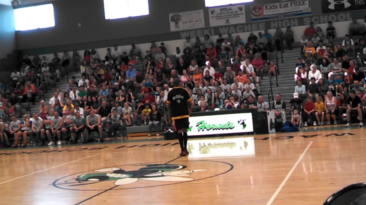 Harlem Wizards at Weeki Wachee high school