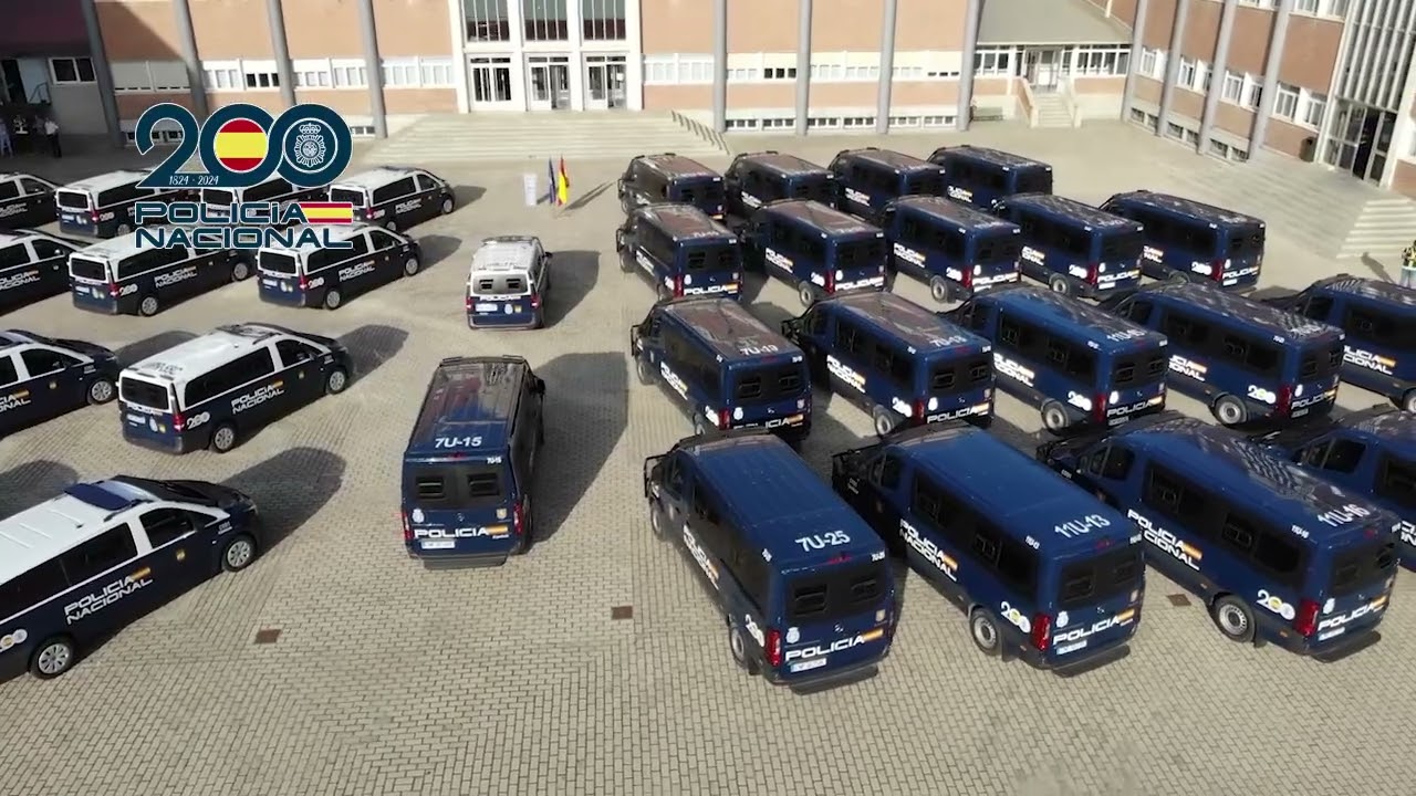 La Policía Nacional incorpora 55 nuevos vehículos para la UIP y la UPR