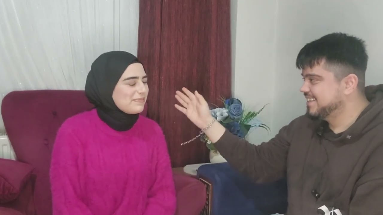 تحدي مين رح يضحك 🤠🤠🤠🤠