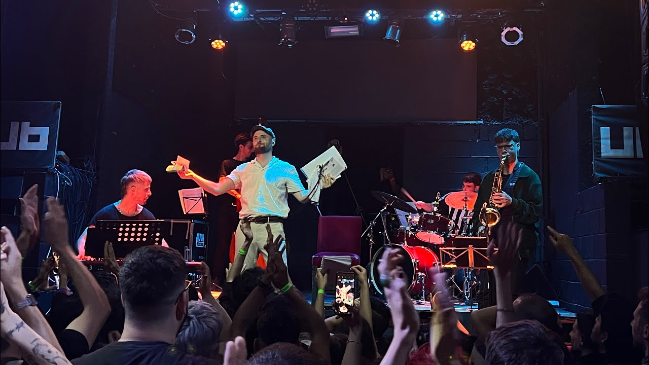 Rafael lechowski en vivo Argentina - Cancion de Gratitud - Uniclub CABA Buenos Aires