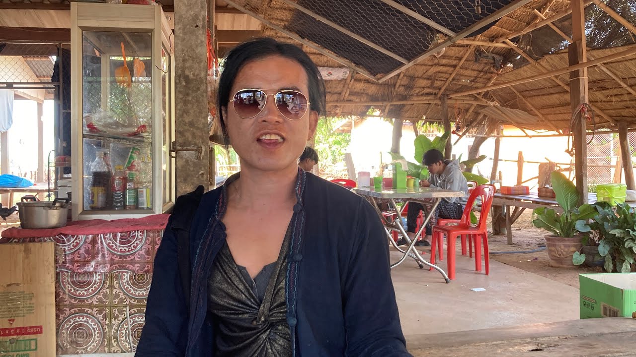 เจ๊อัมราอำป้าบัวเล่นบ่น้อ เรื่องความรัก