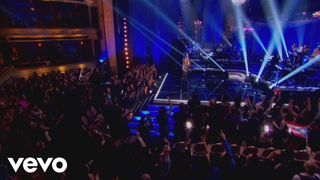 Thalia - Hits Medley (Habítame Siempre Live Version)