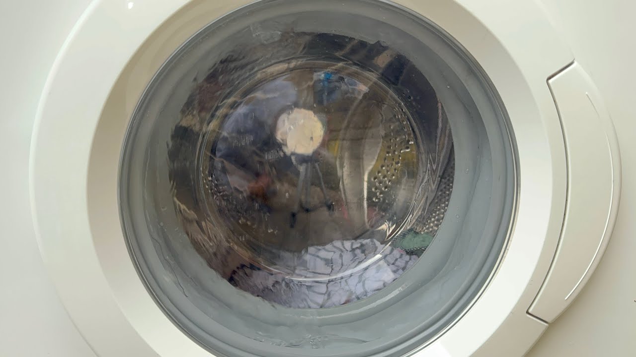 Bosch Exxcel 1600 | After repair cotton 90 final rinse and spin 1600rpm