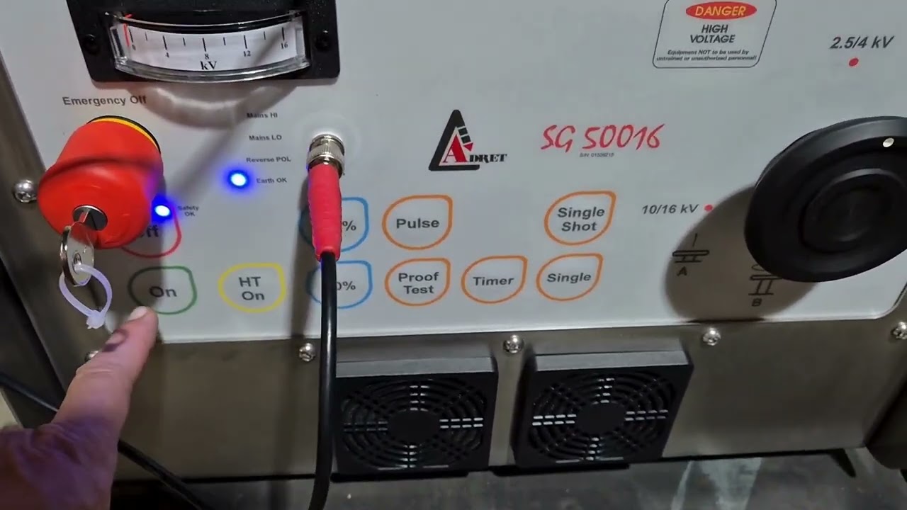 Adret SG50016 connected to scope for high resistance fault distance.