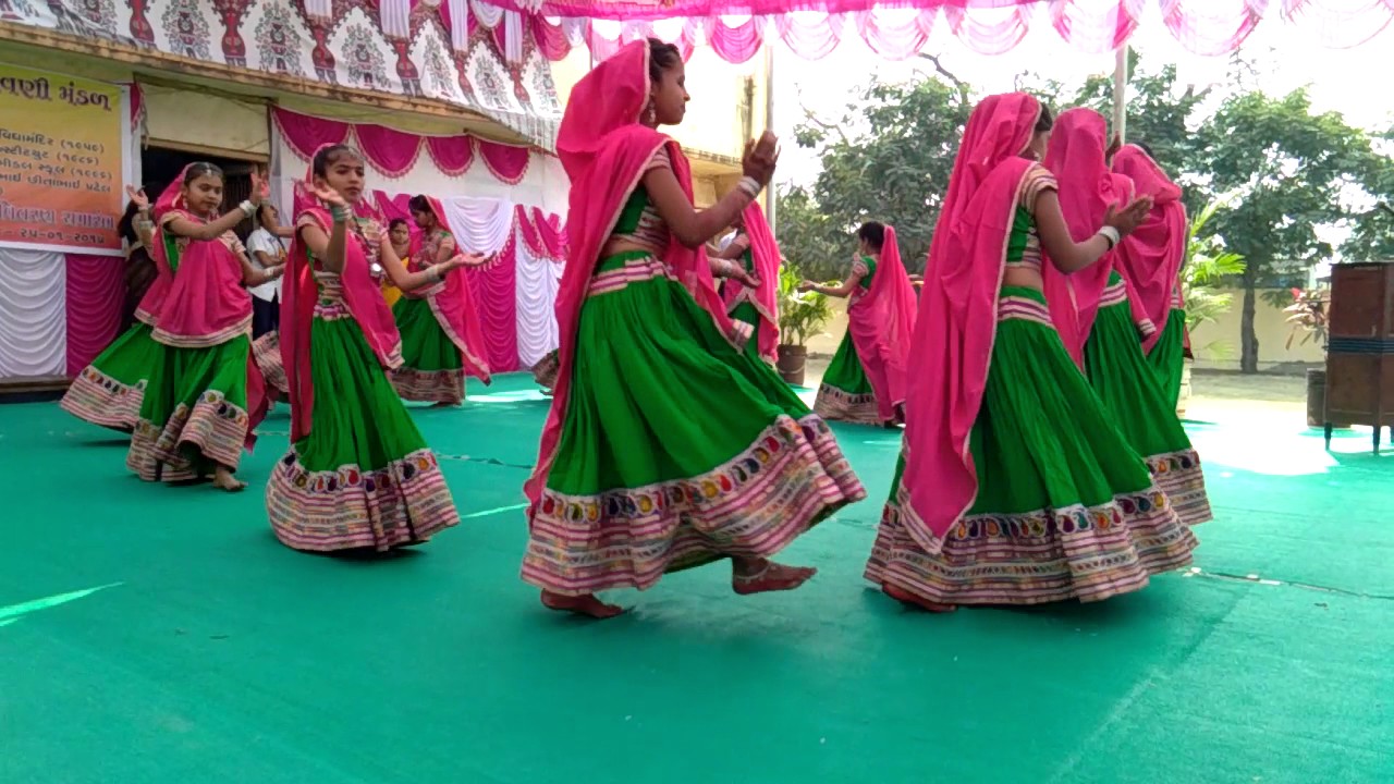 SHREE G R VIDYAMANDIR CELEBRATION ANNUAL FUNCTION 2017 - ZINO ZINO MA ZIJVO RE