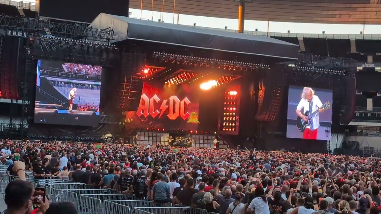 AC DC France 2025 hell's bells 