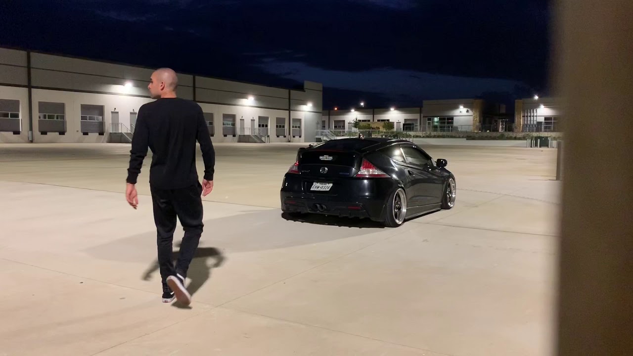 Honda CR-Z. Straight pipe exhaust. Custom tip/ Noblesse diffuser. J&rsquo;s racing skirts (Project cr-z)!