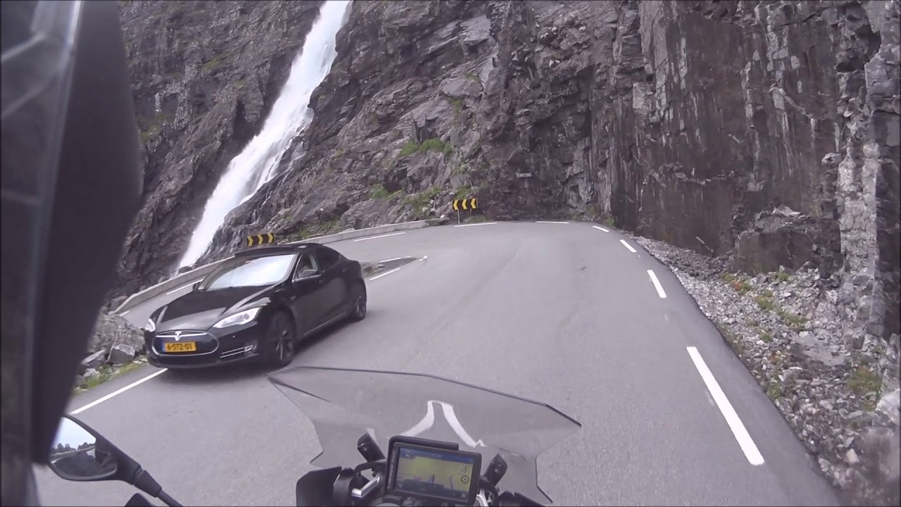 NORWAY  (Trollstigen) BMW GS R1200 ADVENTURE