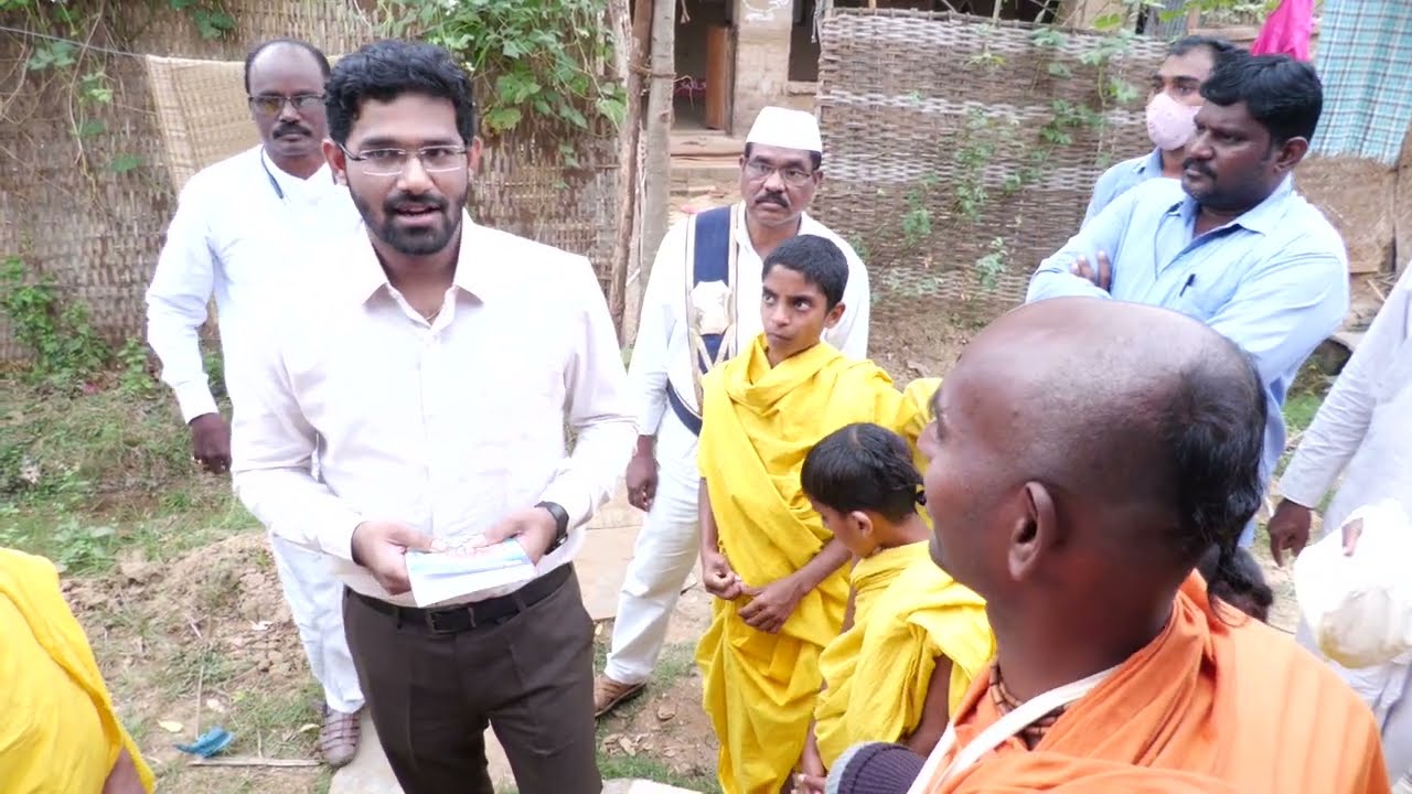 సబ్ కలెక్టర్ రాహుల్ కుమార్ రెడ్డి గారు కూర్మగ్రామానికి రాక