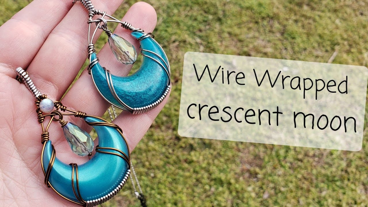 Minimalist Crescent Moon Wrap