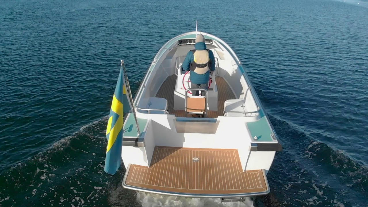 NAUTUS 7 50  in home waters