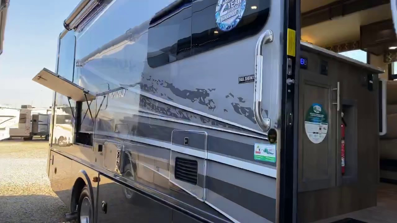 Unique and Hard to Find Motorhome! 2020 Dynamax Isata 5 30FW 4X4 - Ram 5500 Diesel