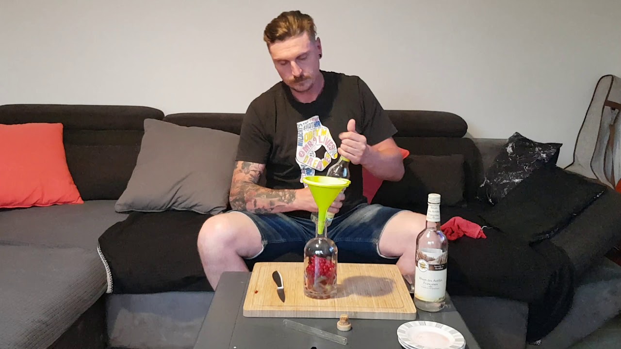 Rhum arrangé framboise groseille rhubarbe