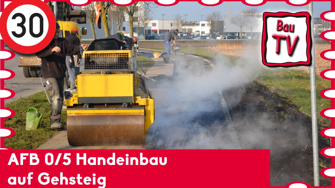 Asphalt Feinschicht, AFB 0/5, einbauen. Handeinbau. Zugschwert Bau.