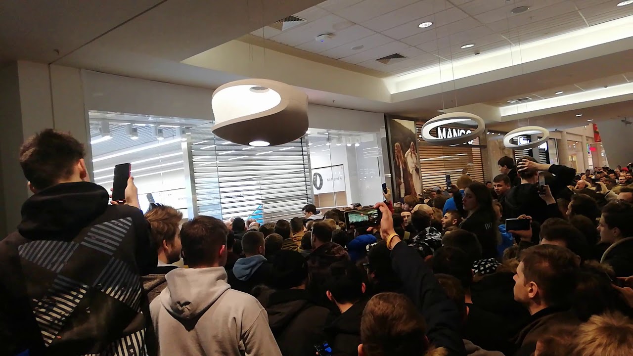 Galeria Mokot&oacute;w Xiaomi Mi Store Mokot&oacute;w promocja 14.12.2019