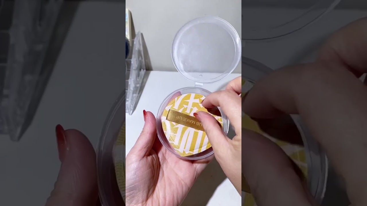 不愧是化妆师推荐的粉扑，这款#棉花糖粉扑 太顶了，上妆迅速又服帖，很难不爱啊 #粉扑 #粉扑推荐 #000