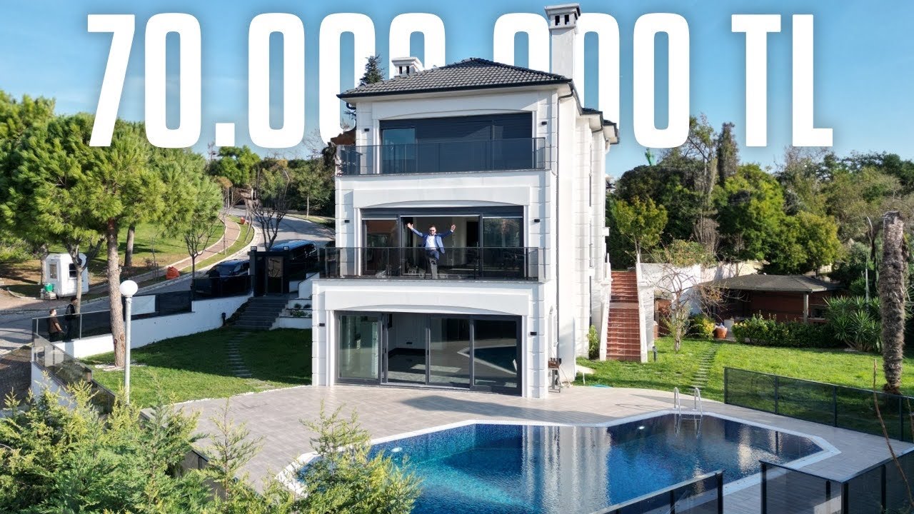 İstanbul’da 70 Milyon Tl’lik 3 Bahçesi Olan Villa