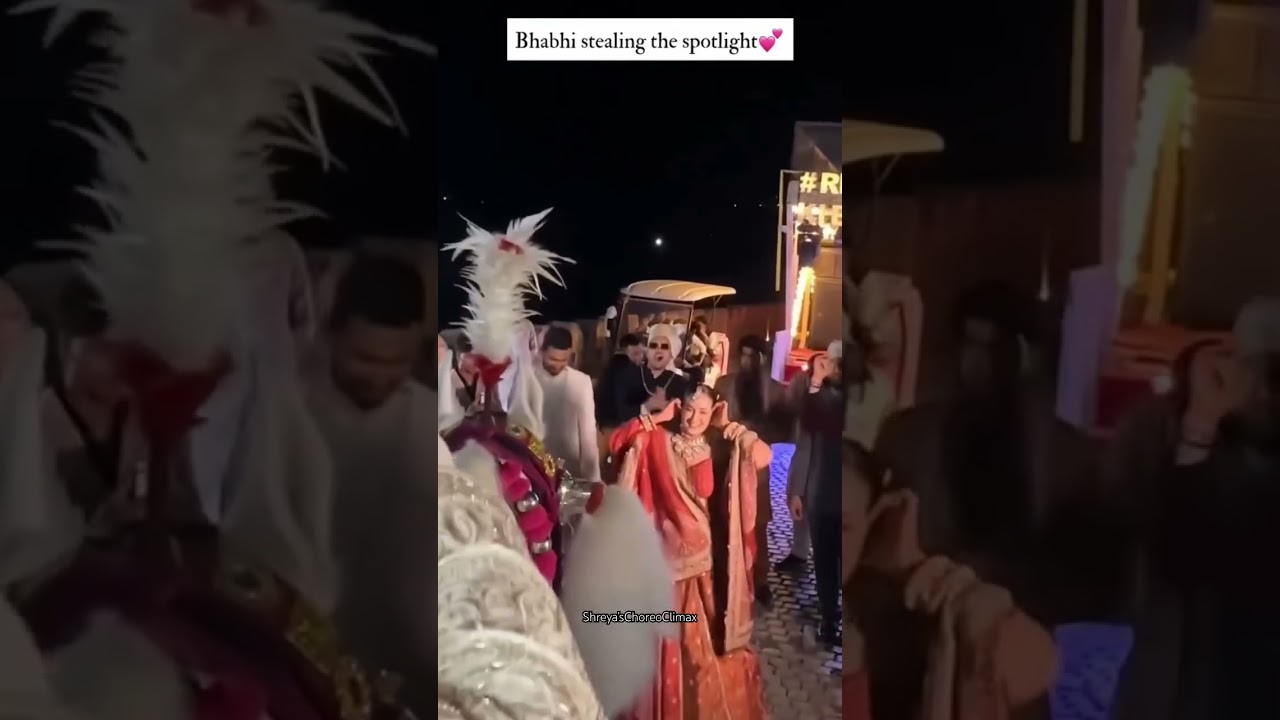 Lo chali main apne devar ki barat leke! Bhabhi performance at sangeet | Shreya&rsquo;sChoreoClimax