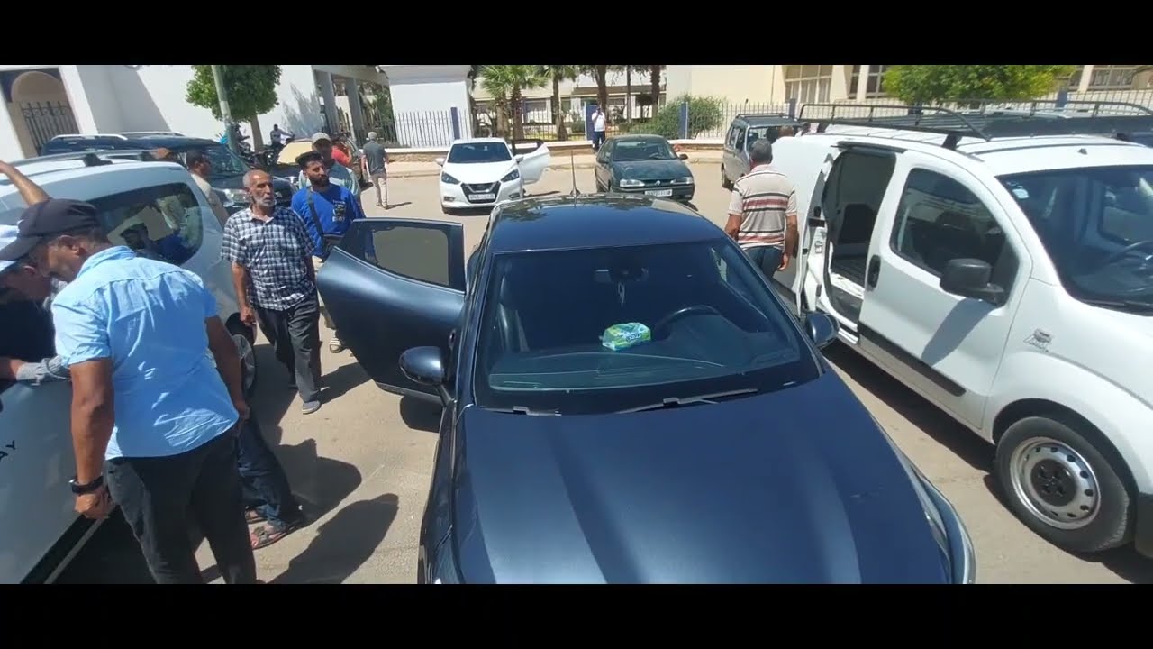 #سوق السيارات فاس أمام جامعة سيدي محمد بن عبد الله أو كلية الأدب #فاس #المغرب 🚗🚙23.6.24🚘🇲🇦