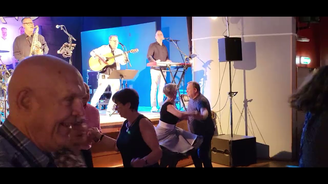 Emelie med Micke Ahlgrens på Dansefoten Vestfossen Dansnytt Vigdis Øie 14.3