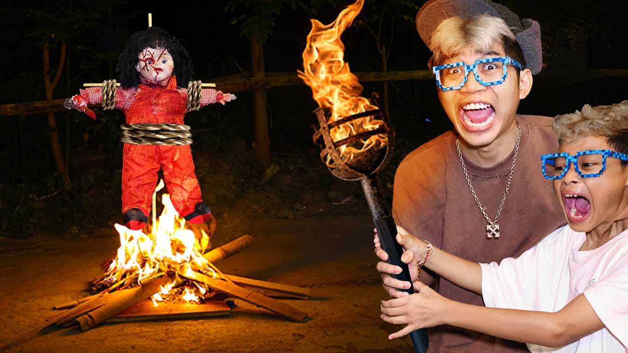 SELAMAT TINGGAL CHUCKY BONEKA MENGERIKAN!!! DIA NGAMUK, HAMPIR KABUR KETIKA DI BAKAR!!!