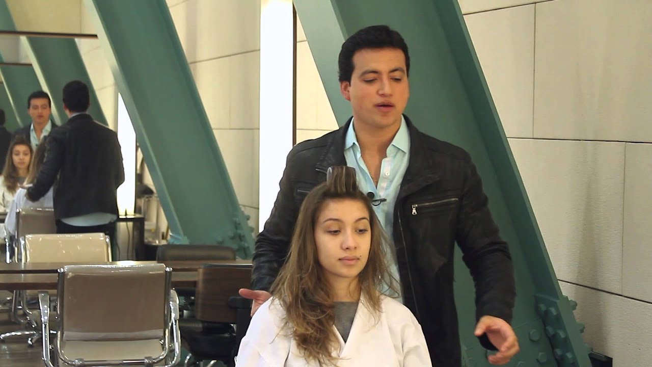 Tem cabelos finos? Rodrigo Cintra te ensina a conseguir volume e movimento com a ajuda do secador