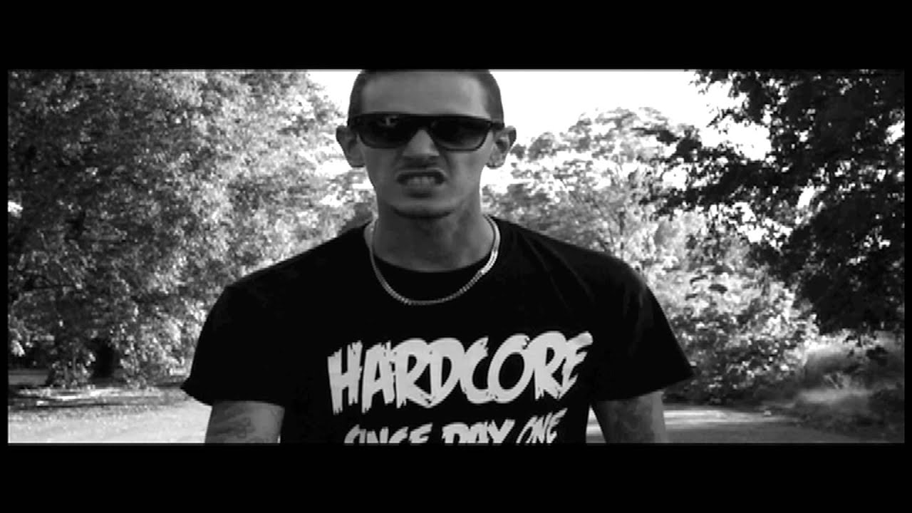 DASLY - HENRY CHINASKI (PROD. BY THE ELHITS) OFFICIAL VIDEO