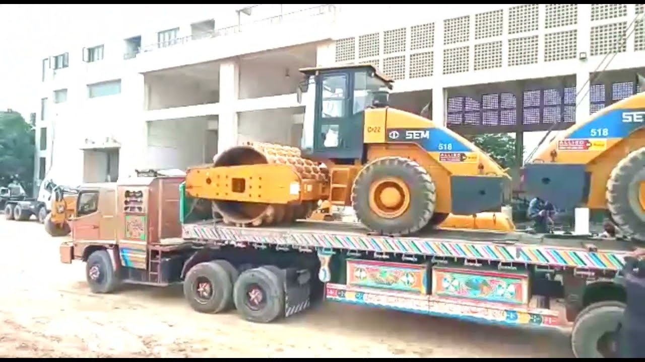 Soil compactor loading - Crane load SEM Soil Compactors