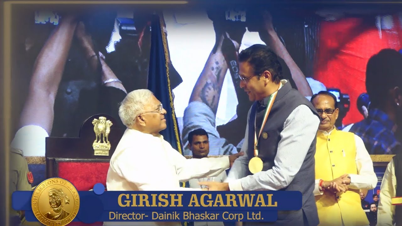 Girish Agarwal felicitated with Champions of Change Madhya Pradesh Award