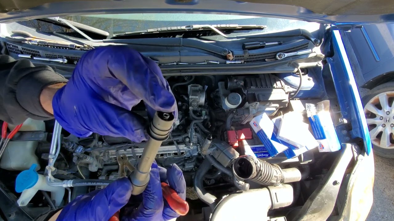 2011 Nissan Sentra 2.0 Spark Plug Replacement - From start to start-up **No fast-forwarding!**