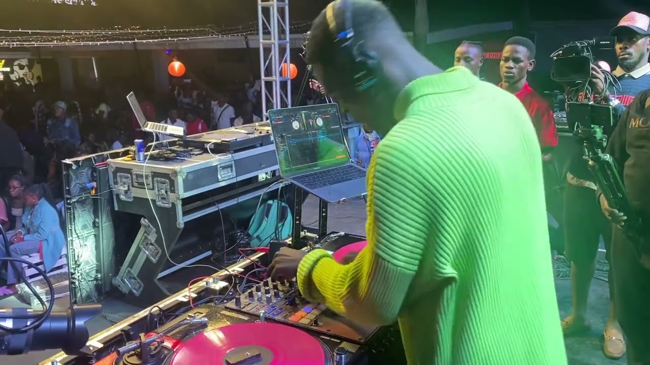 DJs Scratch Battle DJ Harold Vs DJ Easy Samuel