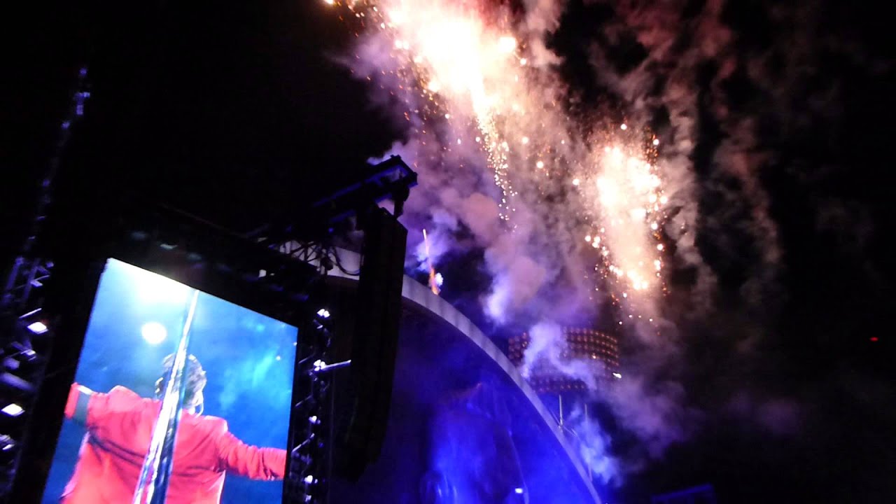 Robbie Williams - Angels (w. a cappella finish) - live Munich M&uuml;nchen Olympiastadion 2013-08-07 HD