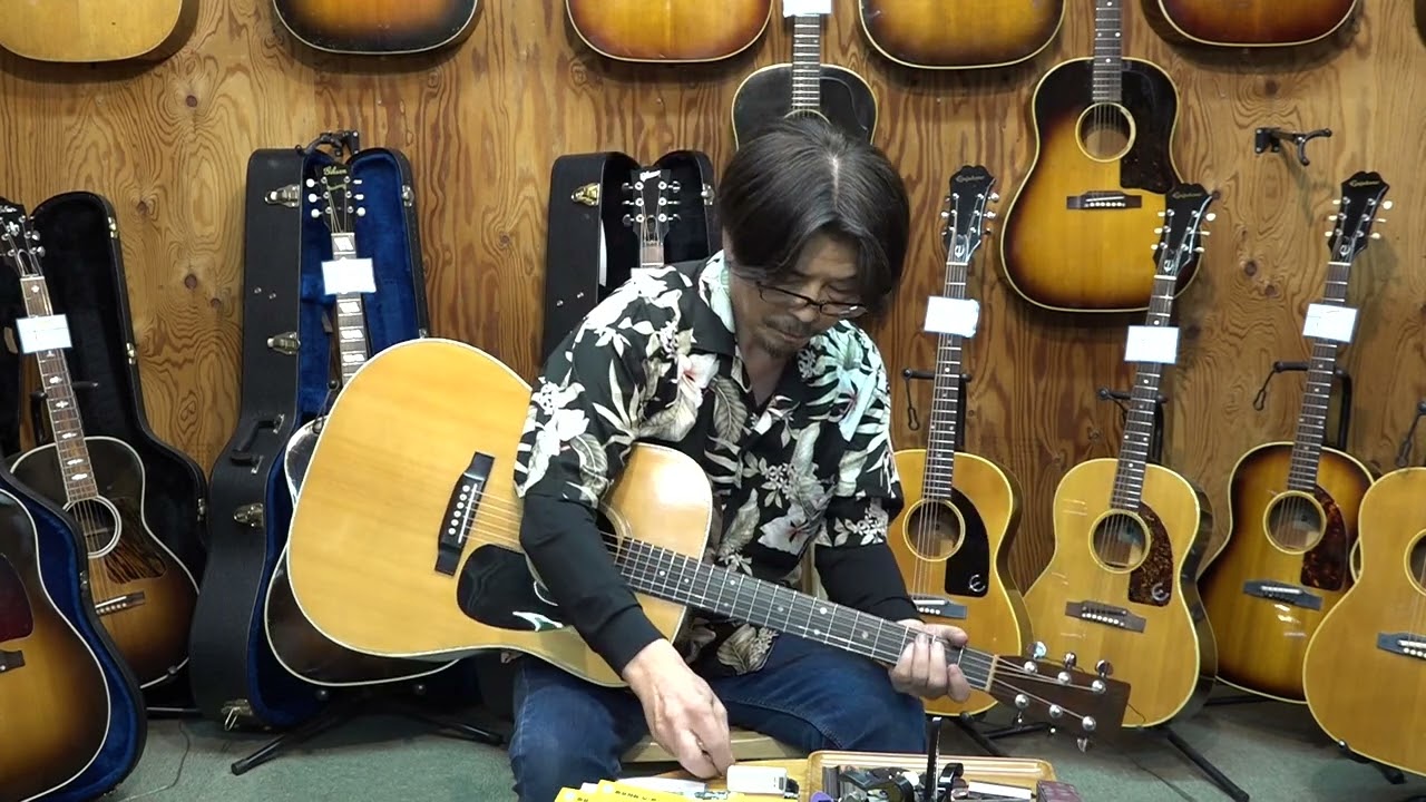 MARTIN D 28 1975