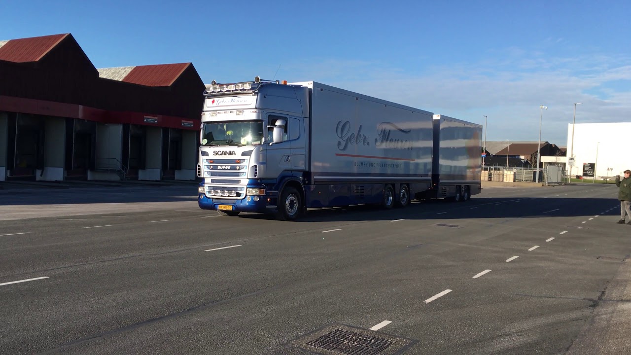 Gebr. Fleuren Scania V8 open pipe sound