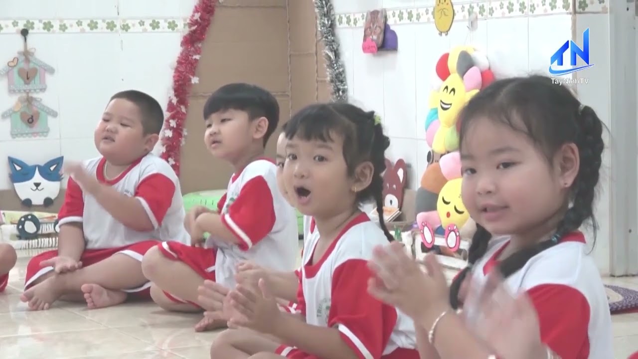 Tây Ninh triển khai dạy tiếng Việt cho trẻ em dân tộc thiểu số | TayNinhTV