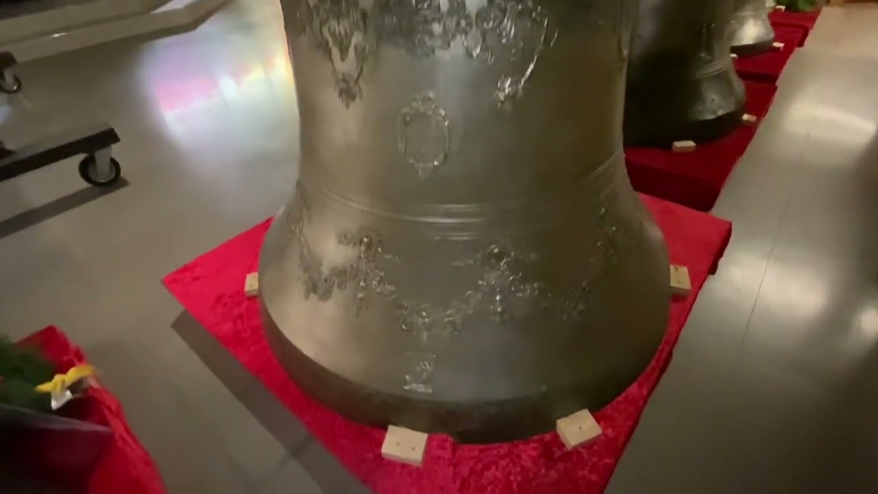 BENEDIZIONE DELLE CAMPANE RESTAURATE E CONSACRAZIONE DELLA NUOVA CAMPANA Lozzo di Cadore